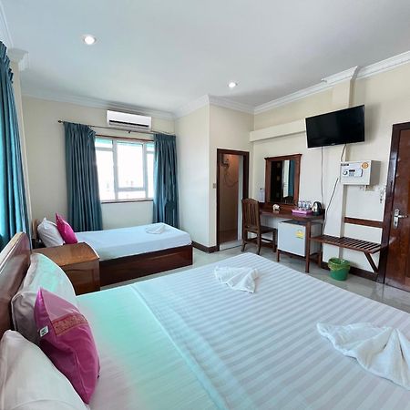 Seng Hout Hotel Баттамбанг Екстер'єр фото