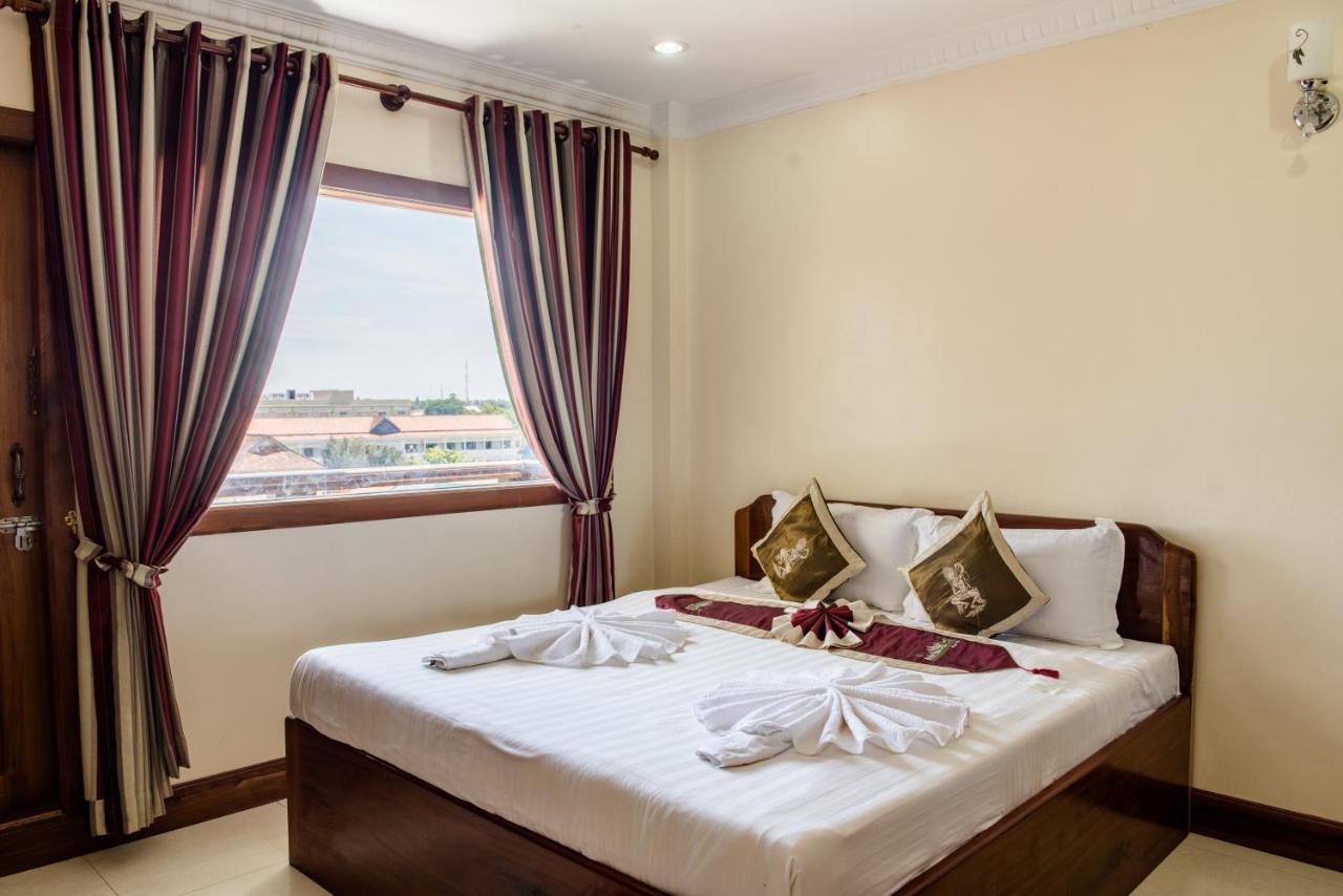 Seng Hout Hotel Баттамбанг Екстер'єр фото