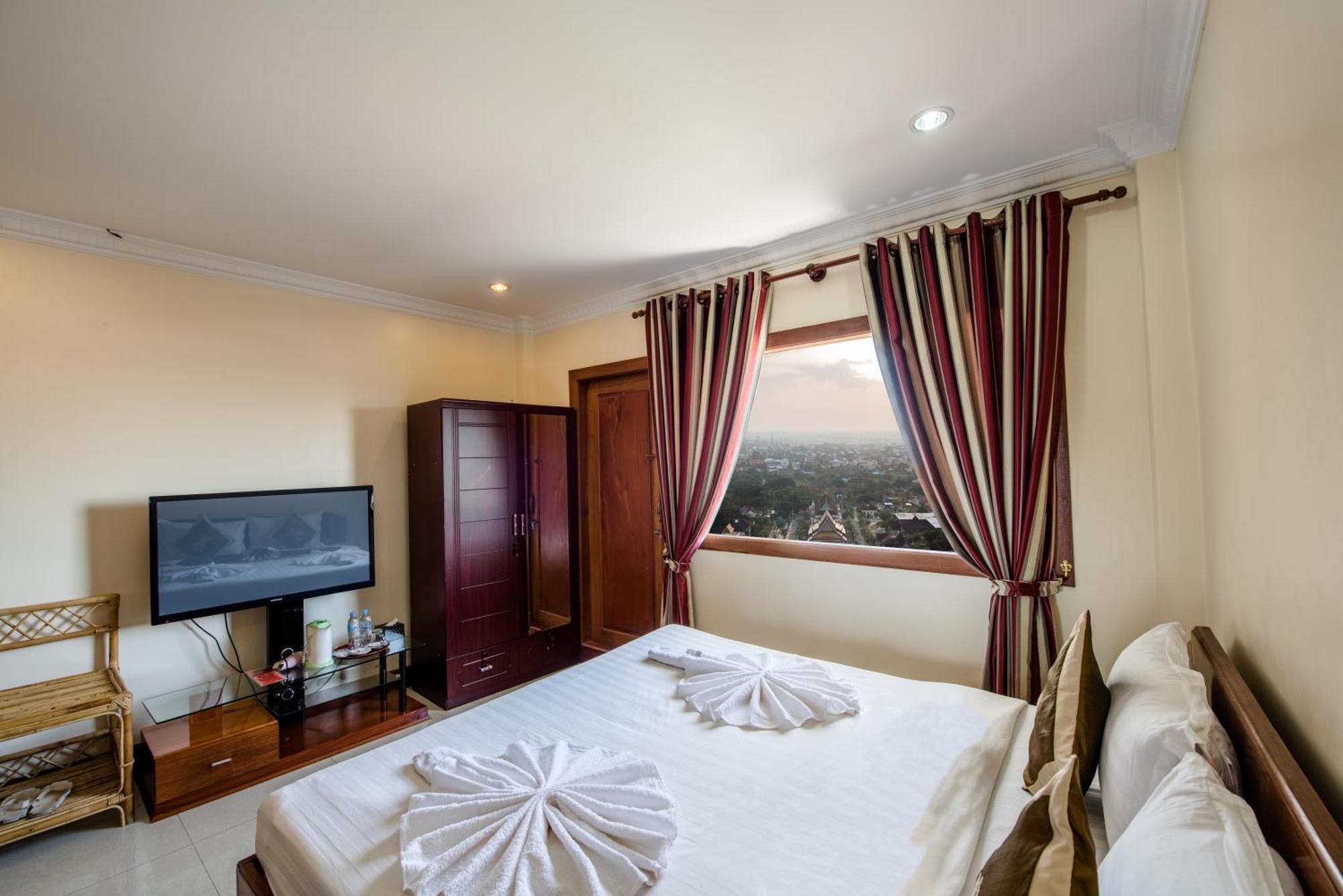 Seng Hout Hotel Баттамбанг Екстер'єр фото
