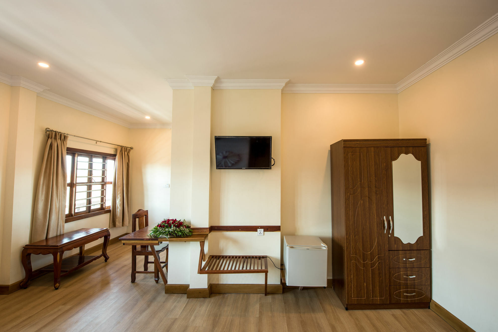 Seng Hout Hotel Баттамбанг Екстер'єр фото