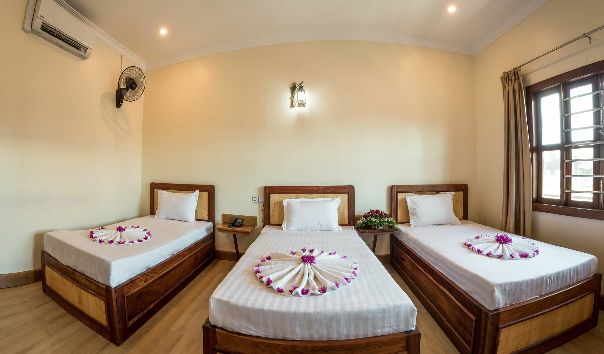 Seng Hout Hotel Баттамбанг Екстер'єр фото