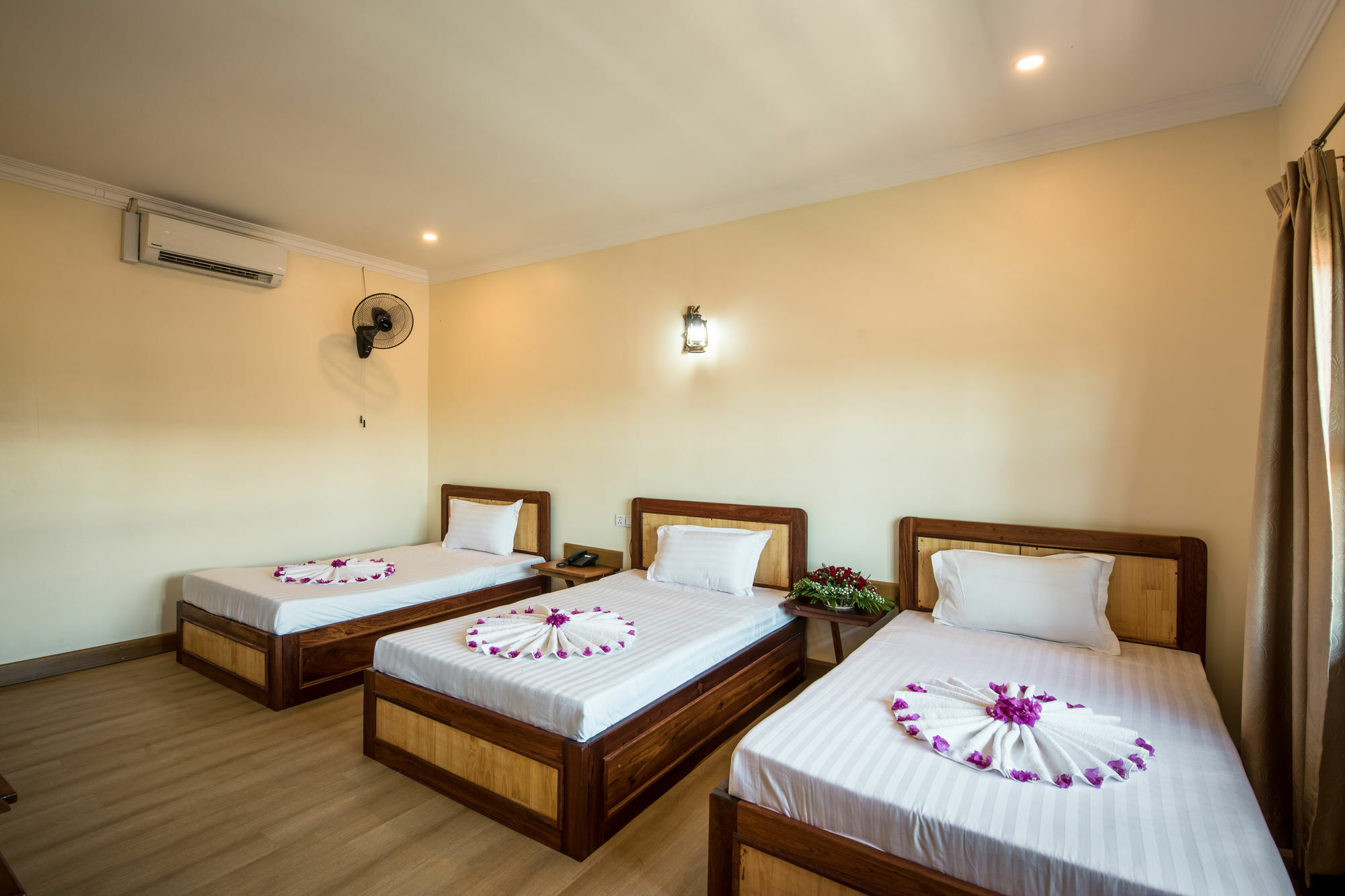 Seng Hout Hotel Баттамбанг Екстер'єр фото